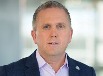 Stuart Rowley, prezes Ford of Europe, List otwarty do ministrów resortów handlu państw UE, w tym do wiceprezesa rady ministrów RP, ministra rozwoju, pracy i technologii, Jarosława Gowina.