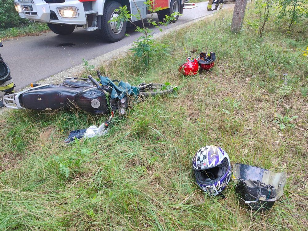 Orzelec: Nie żyje motocyklista przygnieciony przez motocykl