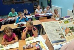 Podręcznikowy chaos w szkołach