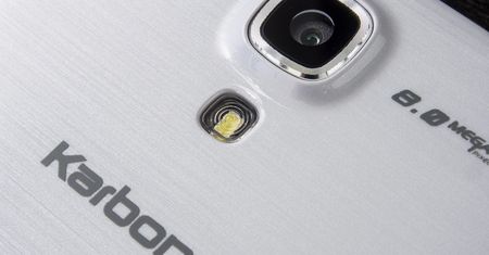 Karbonn Titanium S6: tani indyjski smartfon, który trudno polubić