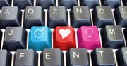 Miłość z Internetu bardziej ślepa niż ta rzeczywista
