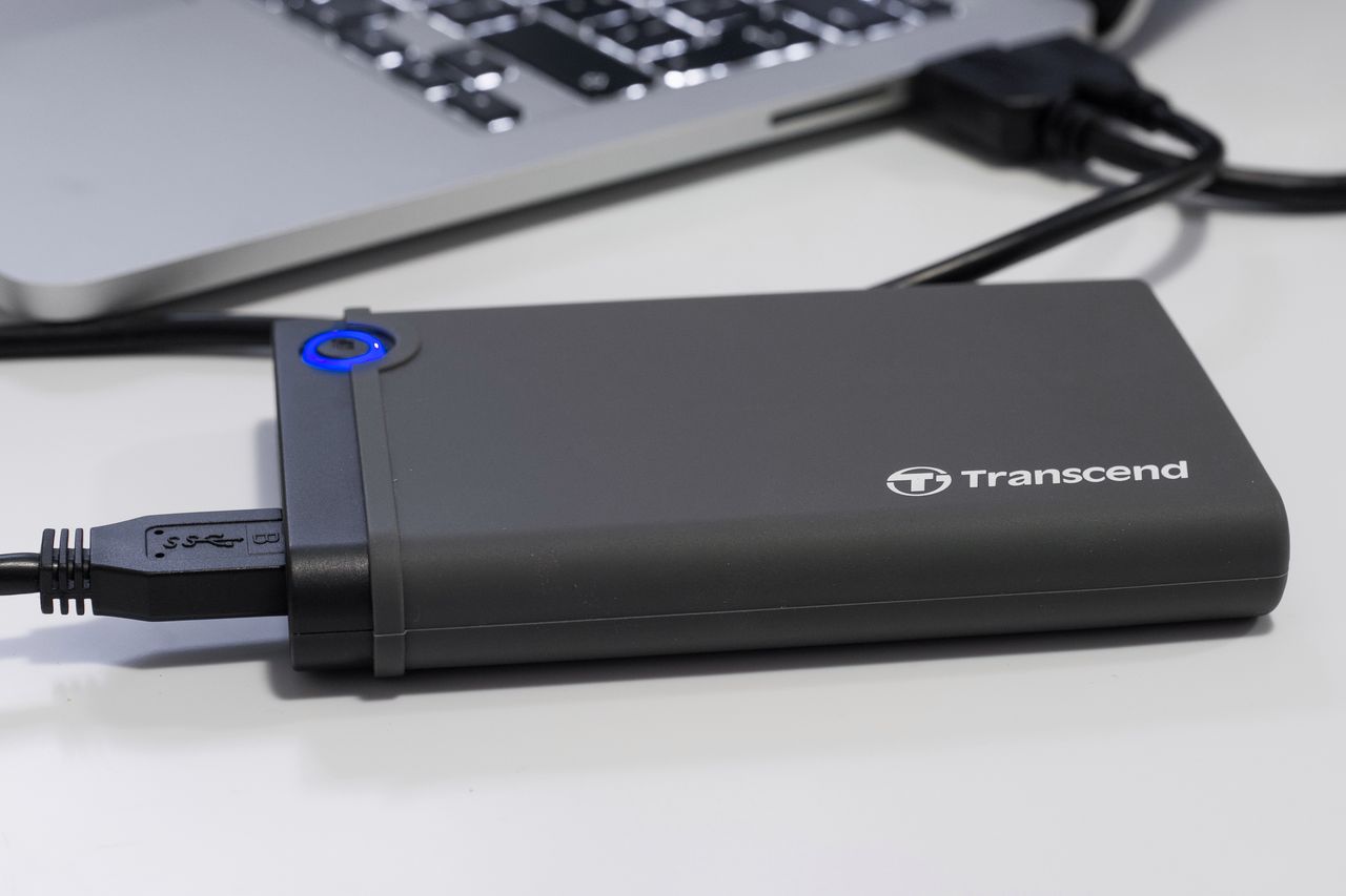 Transcend StoreJet 25CK3: sprawdzamy pancerną obudowę na dysk przenośny