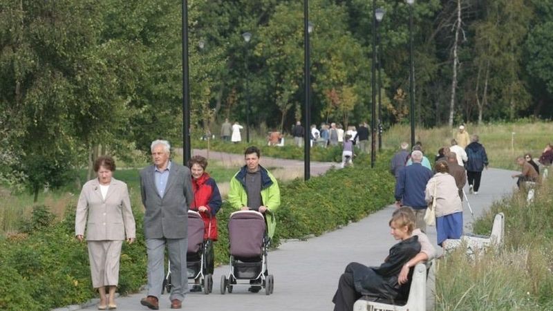 Wieżowiec w sąsiedztwie terenów rekreacyjnych w pasie nadmorskim - tego chcą władze Gdańska, sprzeciwiają się im ekolodzy i okoliczni mieszkańcy.
