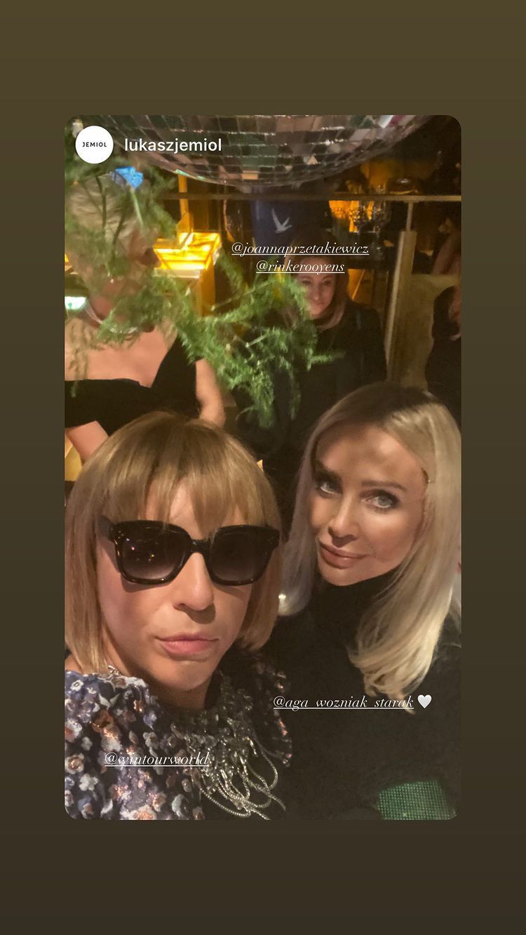 Agnieszka Woźniak-Starak na imprezie u Joanny Przetakiewicz i Rinke Rooyensa