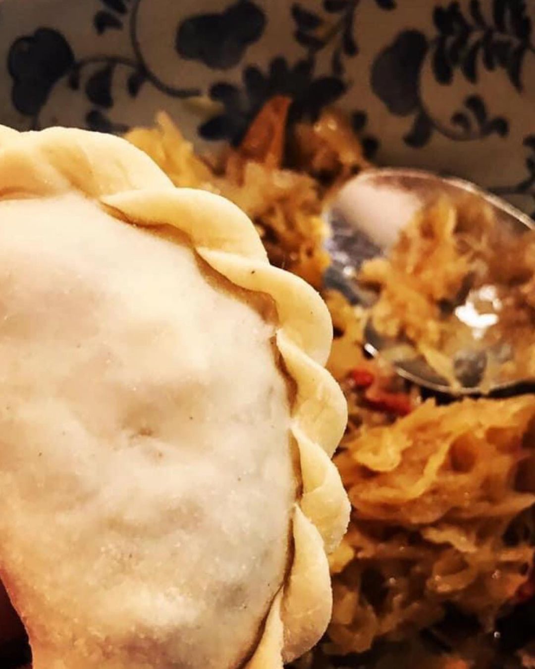 Anna Nowak-Ibisz lepi pierogi