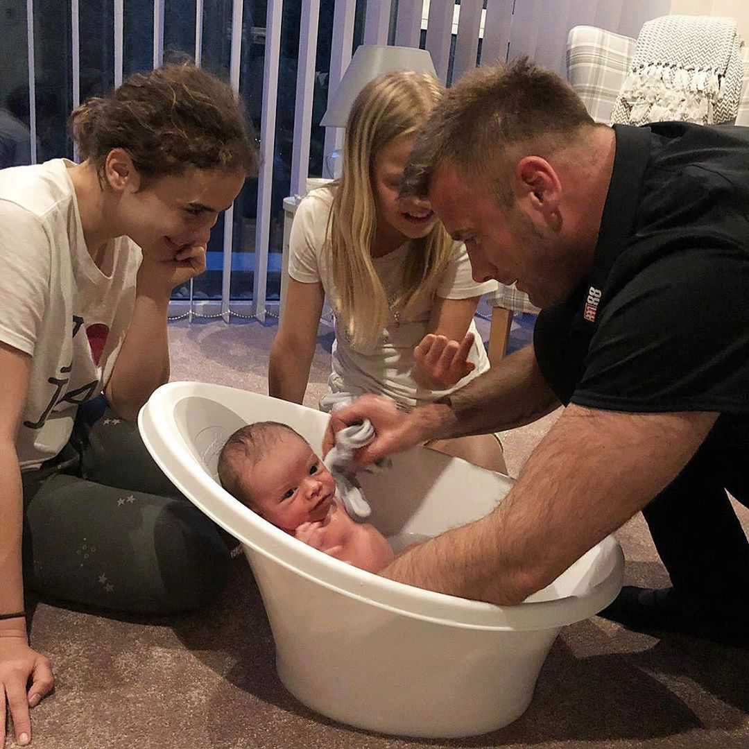 Artur Boruc-pierwsza kąpiel Noah