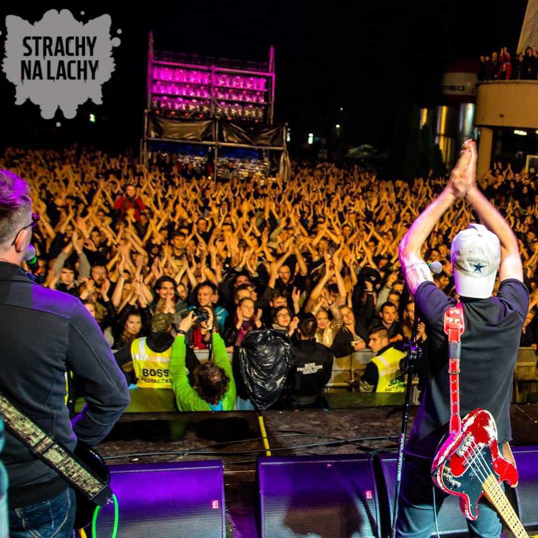 Strachy na lachy przerywają nagle swój koncert