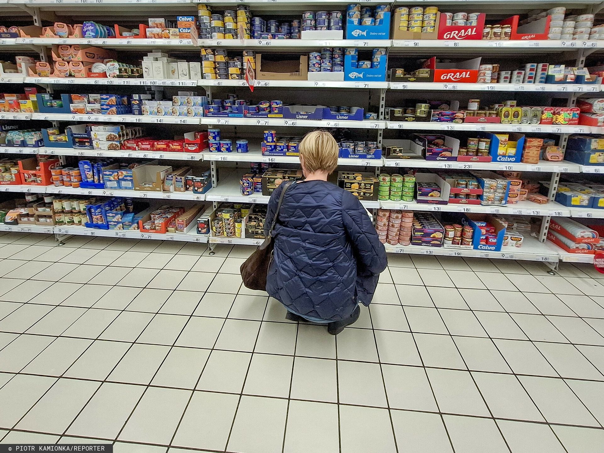 Polacy coraz rzadziej zaglądają do hipermarketów. Mówią o powodach