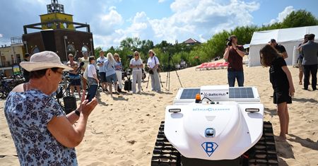 Niezwykłe zdjęcia z plaży. Turyści poruszeni