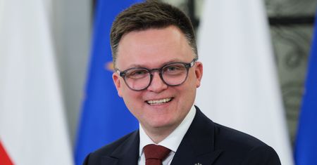 Uśmiech zniknie z twarzy Hołowni? Fatalna prognoza