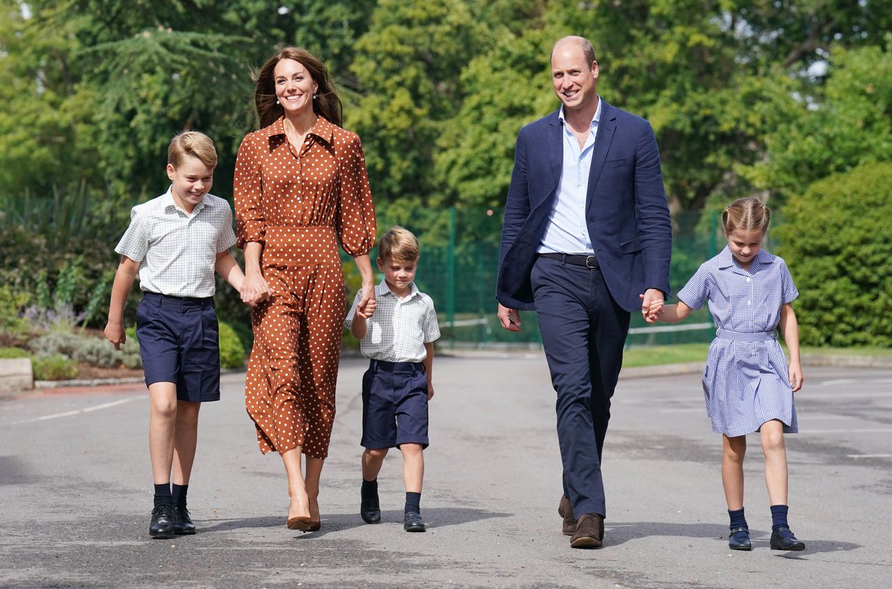 Kate and William with children