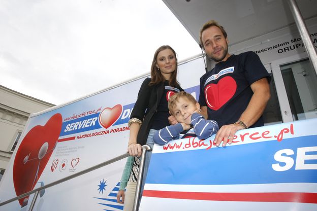 Łukasz Nowicki i Halina Mlynkova mają razem dorosłego syna. Tak dziś wygląda 19-letni Piotr. Nie zgadniecie, czym się zajmuje (FOTO)