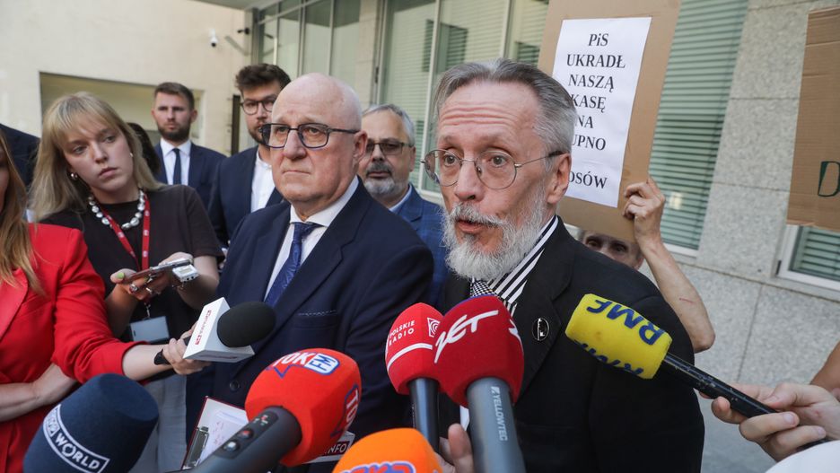 Sylwester Marciniak, Ryszard Balicki, Krzysztof Lorentz
Tomasz Gzell
finansowe, PiS, PKW, polityk, polityka, posiedzenie, prasowa, sprawozdanie, wybory parlamentarne