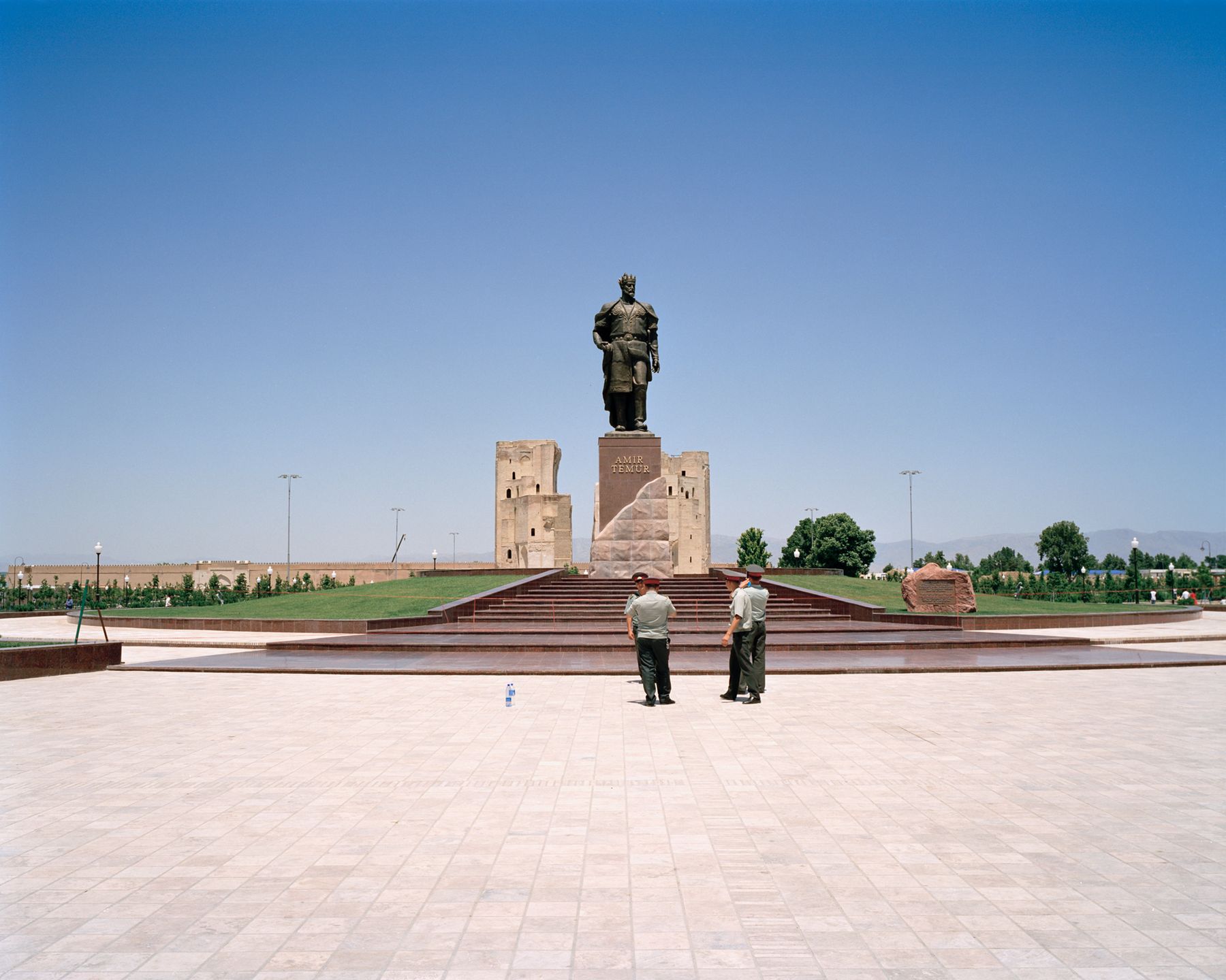 Marco Barbieri sfotografował Uzbekistan, czyli bawełniany raj na pustyni 19