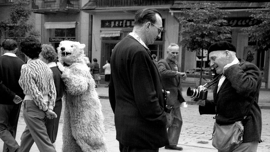 Biały Miś na Krupówkach w czerwcu 1961 r.