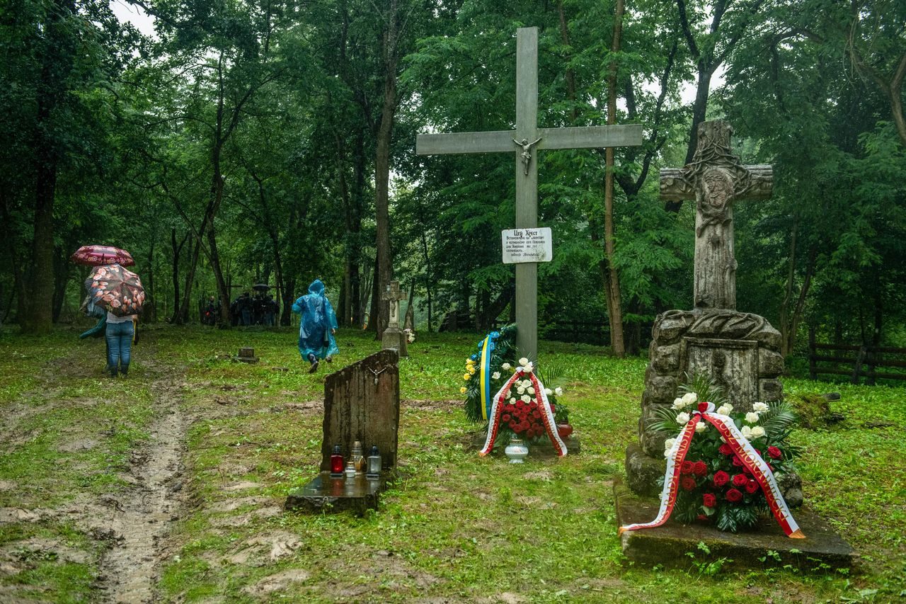 Ekshumacja w Puźnikach. Przełom w polsko-ukraińskich relacjach?