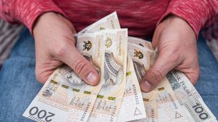 2700 zł miesięcznie dla kolejnej grupy? Ministerstwo pracuje nad zmianą