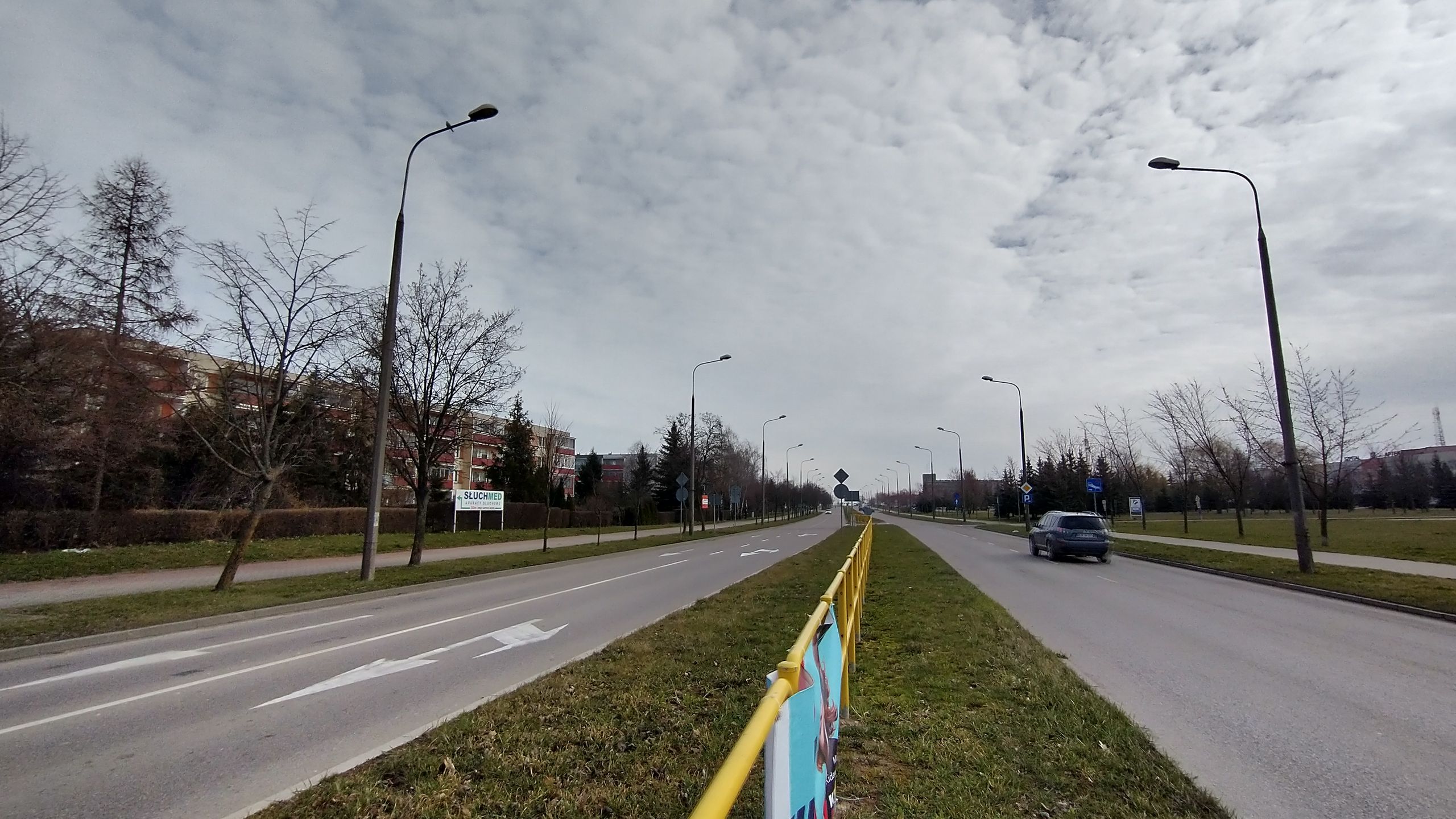 Motorola Moto G8 Power po dwóch dniach testów. Jest solidnie 14