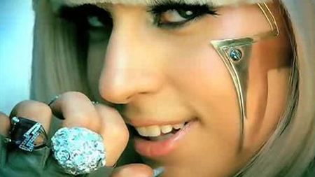 Lady Gaga, Eminem oraz Black Eyed Peas zmierzają na iPhone’a! 1