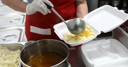Posiłki dla pracowników, a składki ZUS. Nadchodzi zmiana przepisów