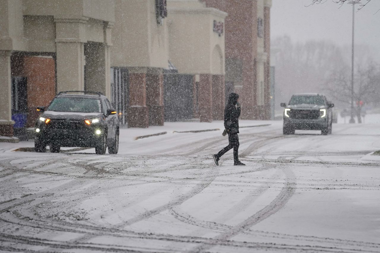 Burze śnieżne w USA. Ponad 13 tys. lotów odwołano
