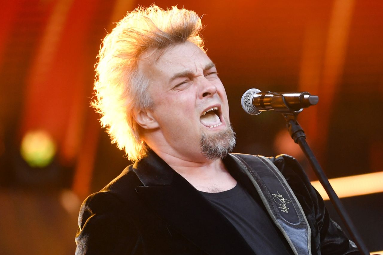 Wojtek Cugowski i zespół Kruk nagrali koncertowy album. "Nie podążamy za modą"