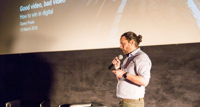 Jak budować "dobre" wideo? 7 zasad Darena Poole'a