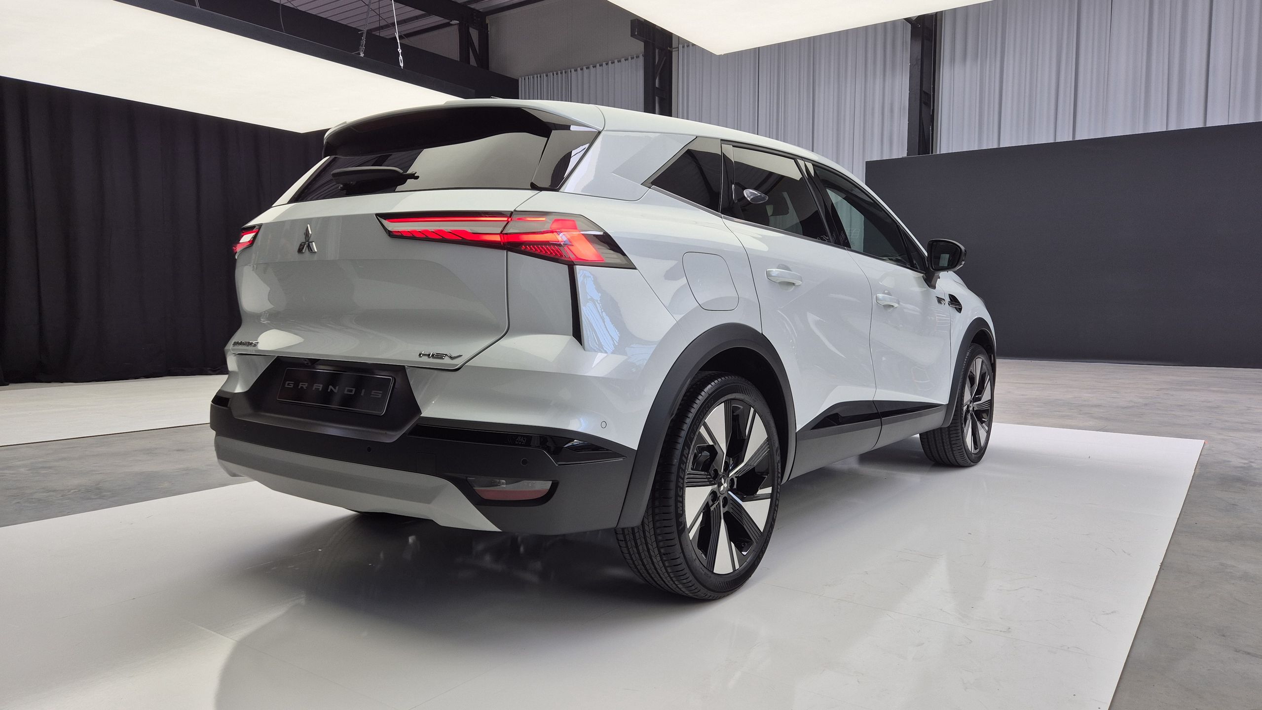 Mitsubishi Grandis