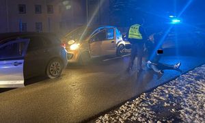 Zatrzymani po pościgu. Wcześniej próbowali wyłudzić pieniądze