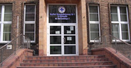 Bytom. Szpital odpowiada na apel, będzie więcej miejsc dla osób z koronawirusem