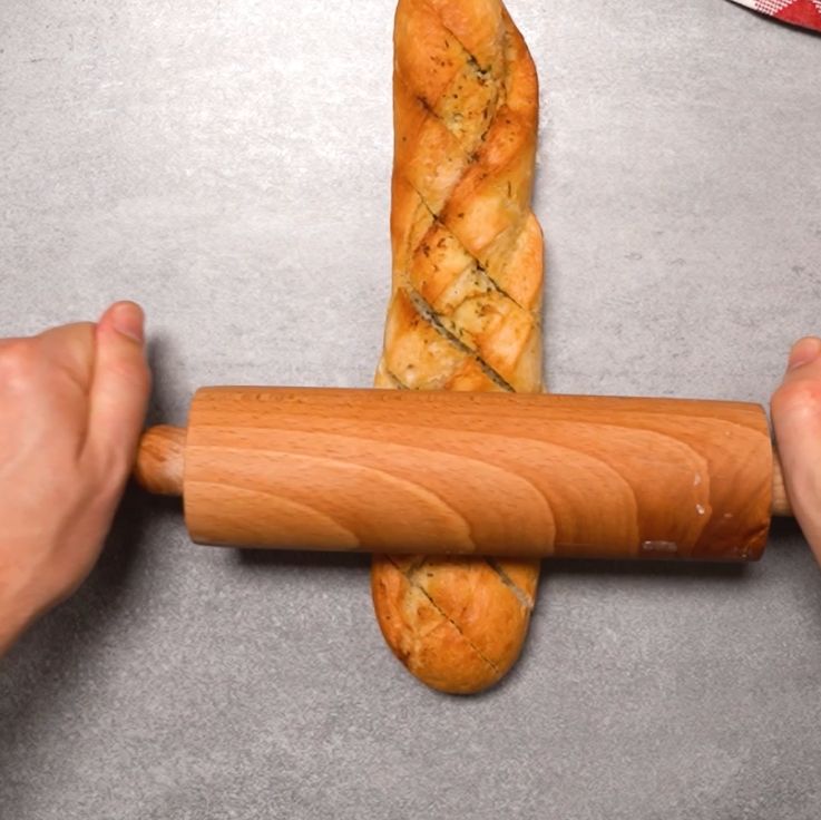 Garlic baguette