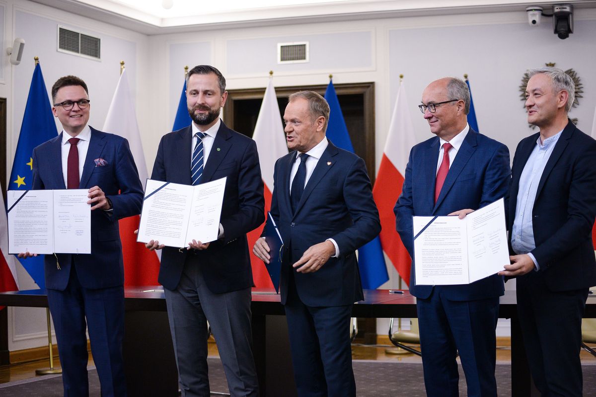 Podpisanie umowy koalicyjnej PAP/Marcin Obara