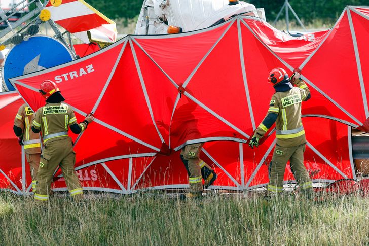 "Właśnie tak dochodzi do tragedii". Ekspert wskazuje źródło czarnej serii na polskich drogach szybkiego ruchu