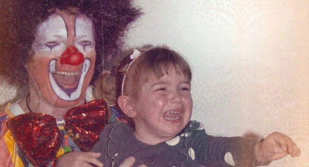 Burger King w reklamie przeciw upiornym clownom i urodzinom w McDonald's