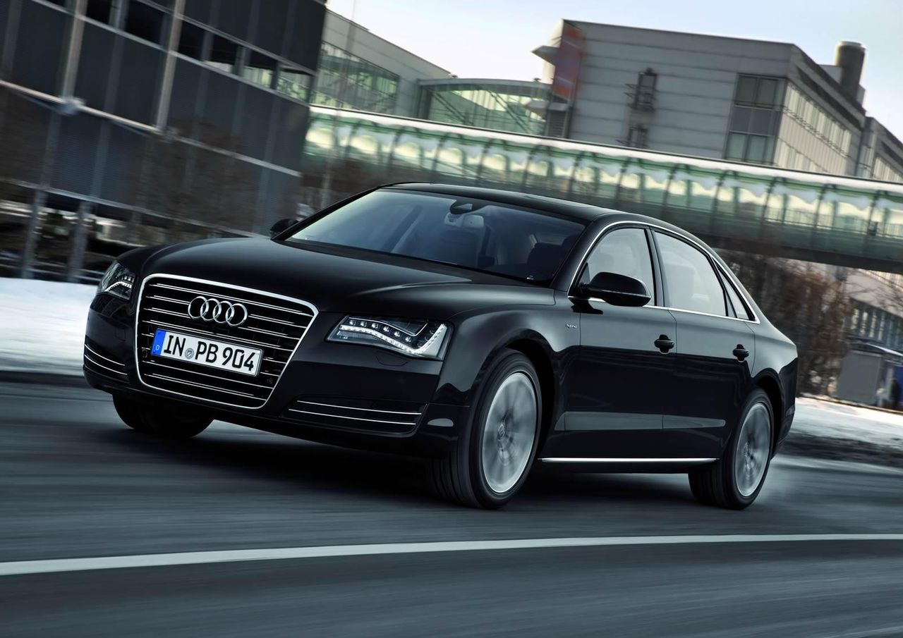 Audi A8 Hybrid - oficjalne zdjęcia oraz dane techniczne