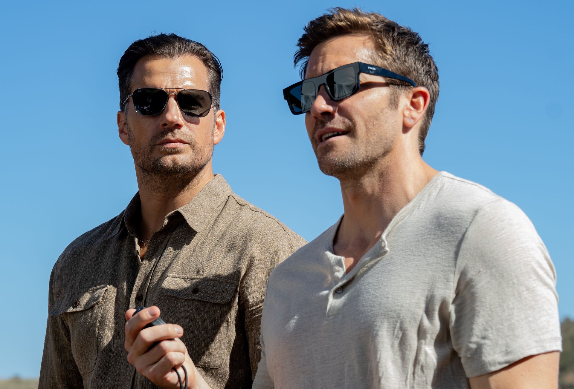 Specjaliści od brudnej roboty. Cavill i Gyllenhaal o kulisach "Zawodowców"