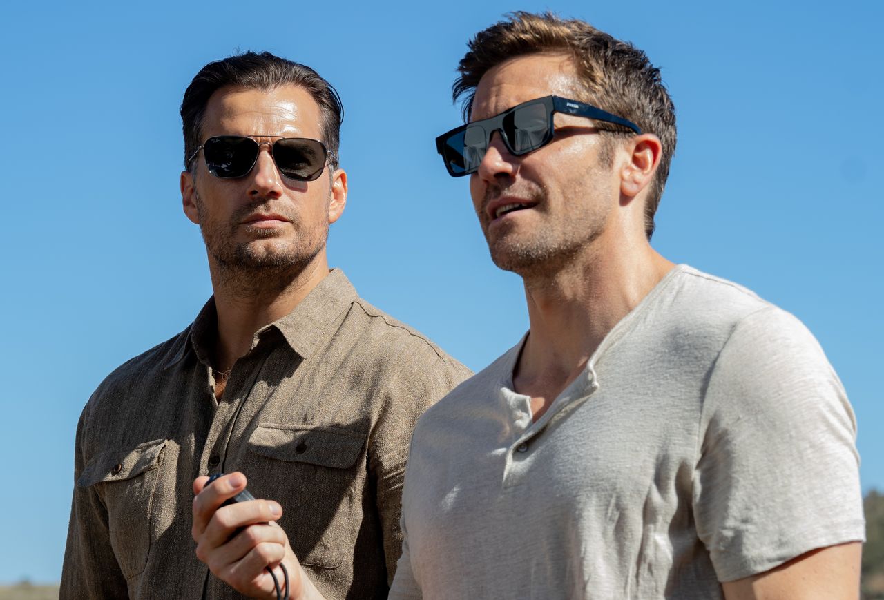 Specjaliści od brudnej roboty. Cavill i Gyllenhaal o kulisach "Zawodowców"