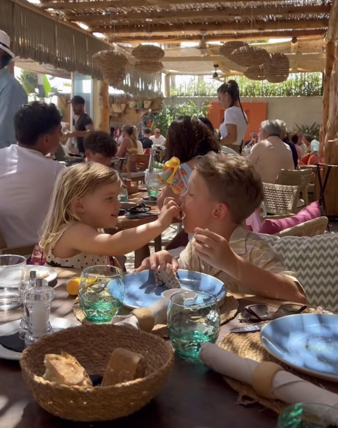 Marina Łuczenko i Julia Bednarek relacjonują wspólne wakacje