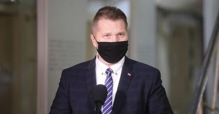 Przemysław Czarnek bezkarny? KRRiT nie dostrzega problemu w skandalicznej wypowiedzi o LGBT
