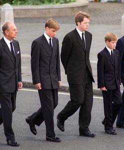 Szli za trumną matki. Dziś nikt by do tego nie dopuścił