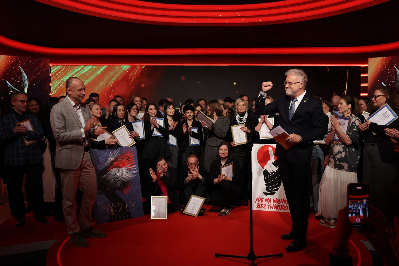 "Samotność jest wtedy, kiedy reżyser jest dowódcą na koniu, a za nim idą zastępy". Agnieszka Holland laureatką Orła za Osiągnięcia Życia