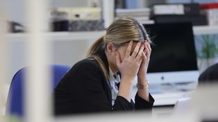 Najczęstszy objaw guza mózgu. Występuje nawet u połowy chorych