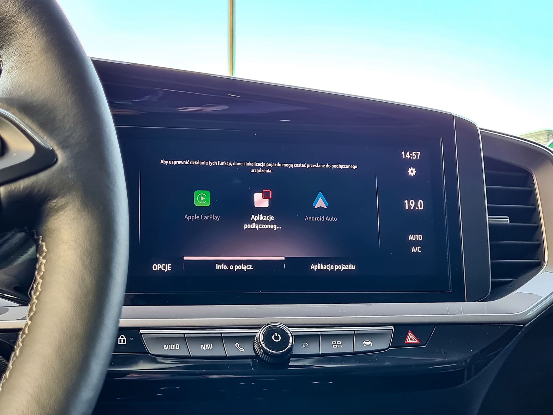 Opel Mokka-e: Systemy bezpieczeństwa i wsparcia kierowcy oraz nowy system info-rozrywki 9