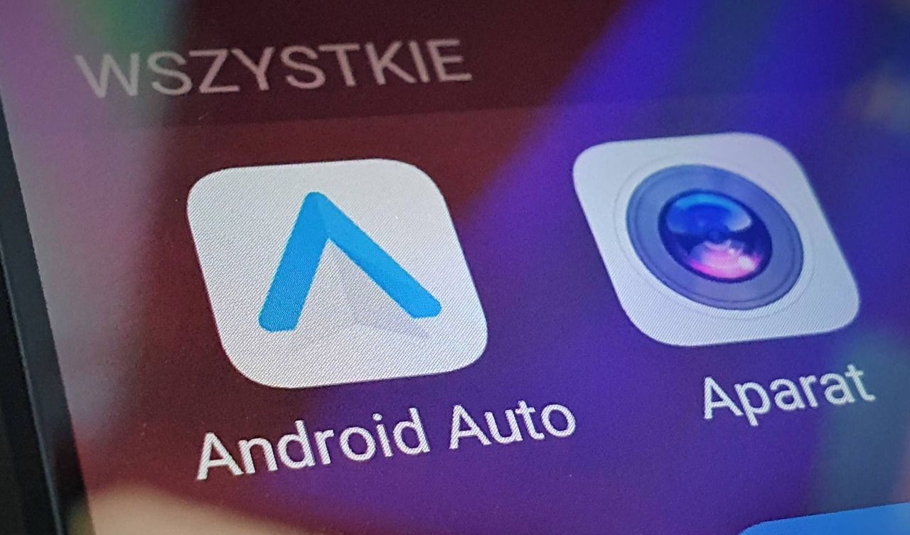 Android Auto 7.5 beta do pobrania. Pomoże wykryć wadliwy kabel USB