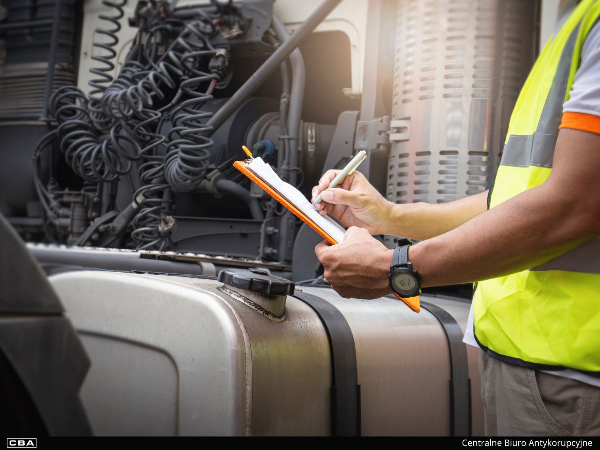 Przekręt za murami koszar. CBA rozbija układ wokół wojskowych przetargów.