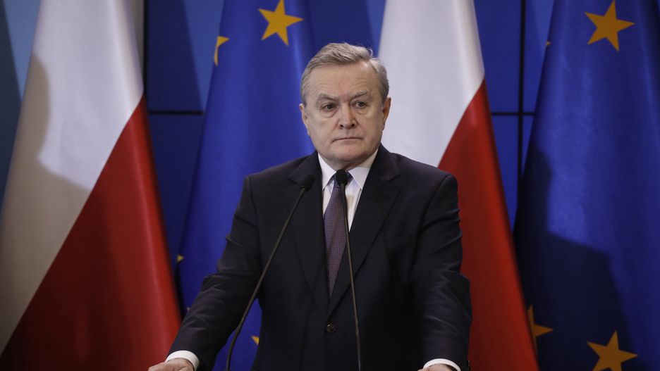Trójka i pytania o media publiczne. Piotr Gliński komentuje