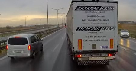 Kierowca TIRa nie zdążył wyhamować. Nagranie rozpaliło internautów