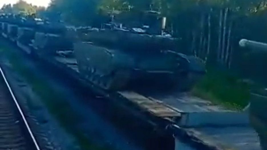 Czołgi T-90M podczas transportu