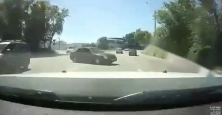Straciła panowanie nad samochodem. Tragiczny wypadek z Rosji