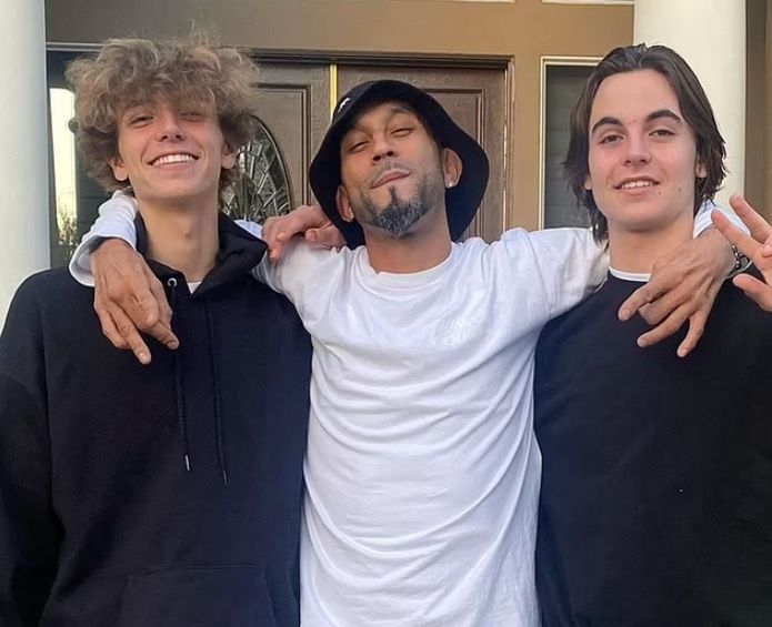 Od lewej: Sean, Eddie, Jayden